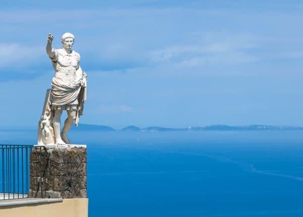 statue-augustus-anacapri-capri-island-italy